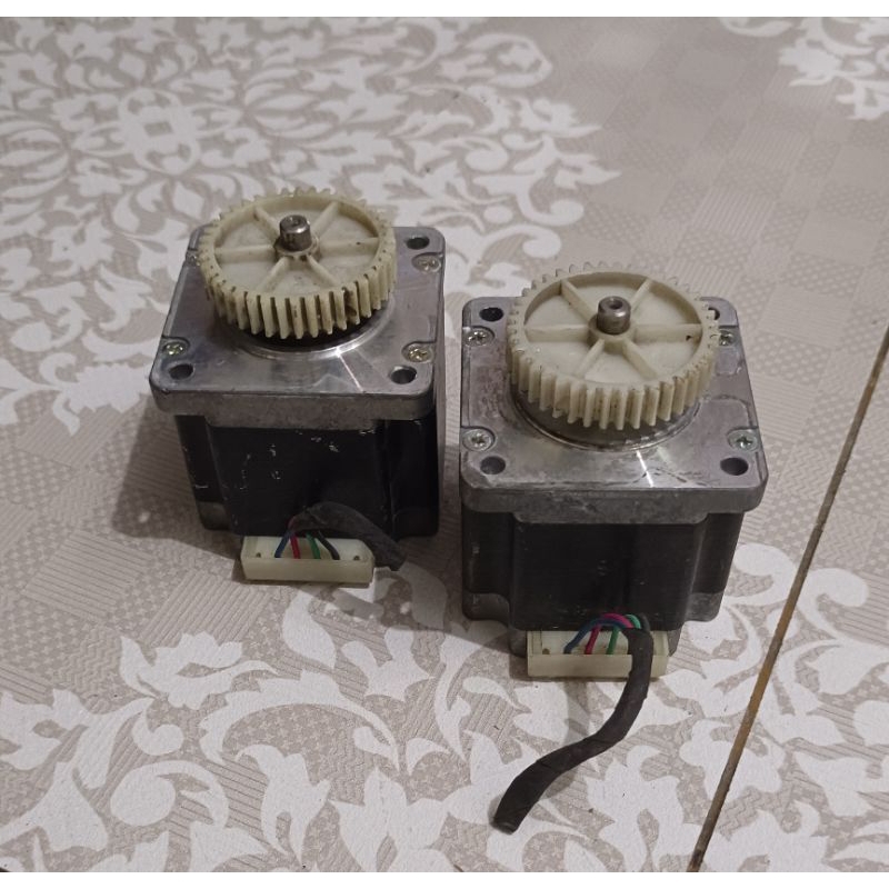 Stepper Motor Nema 23 4,52A Vexta