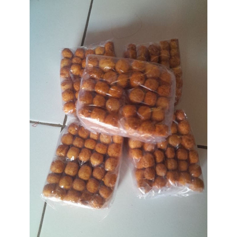 

Krupuk Tahu Bulat Pedas