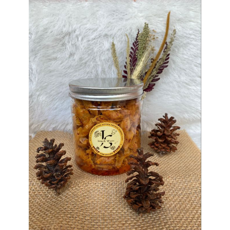 

Lumpia Kering rasa pedas Chili oil