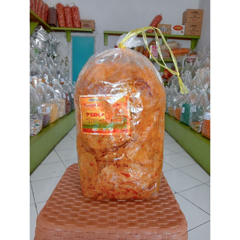 

camilan kripik kaca pedas