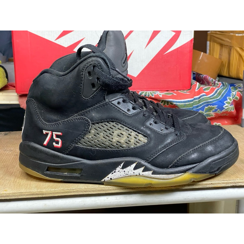 Sepatu Second Atau Preloved Size 41, AIR JORDAN 5 PSG BLACK