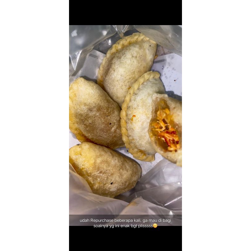 

Cireng ayam suwir pedas 9pcs