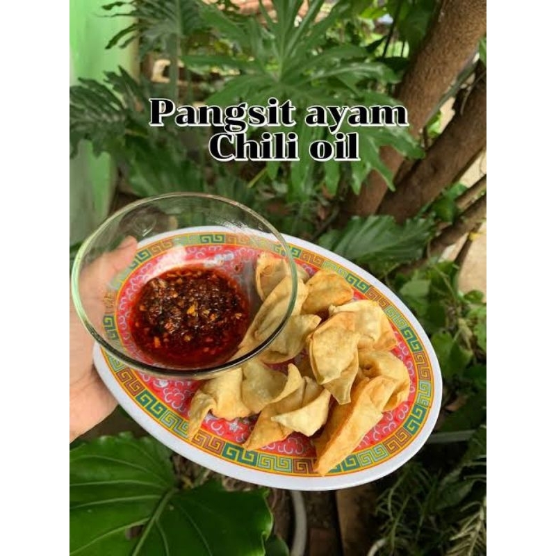 

Pangsit Goreng Pangsit Ayam Jamur Chili Oil