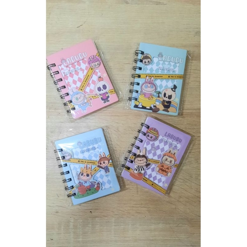 

notebook ring karakter Labubu