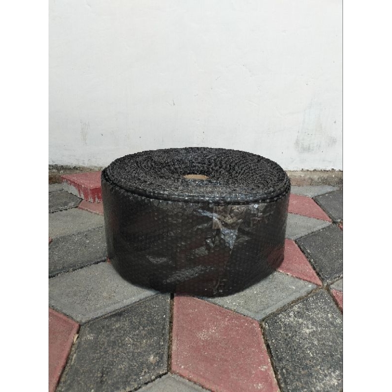 

Bubble wrap 25cmx50m Hitam/Putih