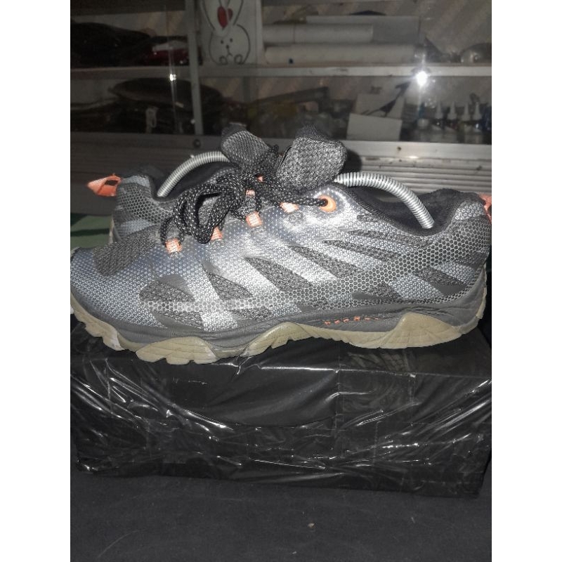 SEPATU OUTDOOR MERRELL