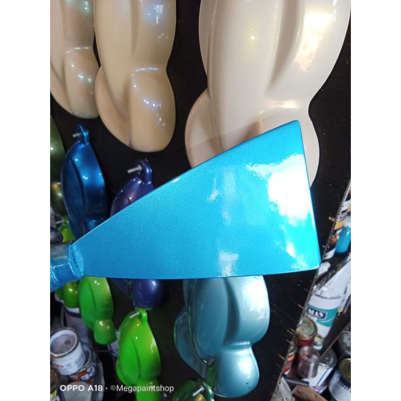 TUI Cat motor warna biru relaxa / cat motor warna biru metalik / cat motor cat mobil cat automotive