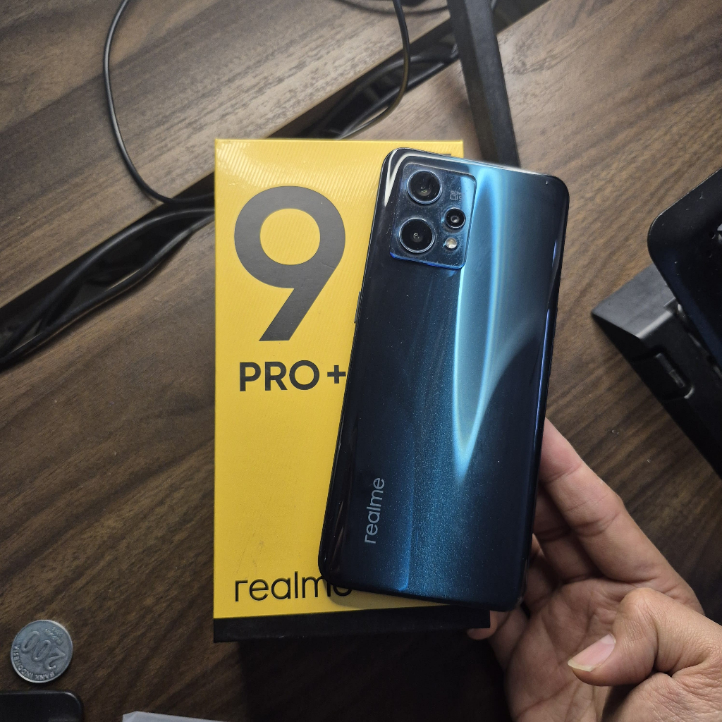 Realme 9 pro plus second/Bekas 8 128, Mulus 99%