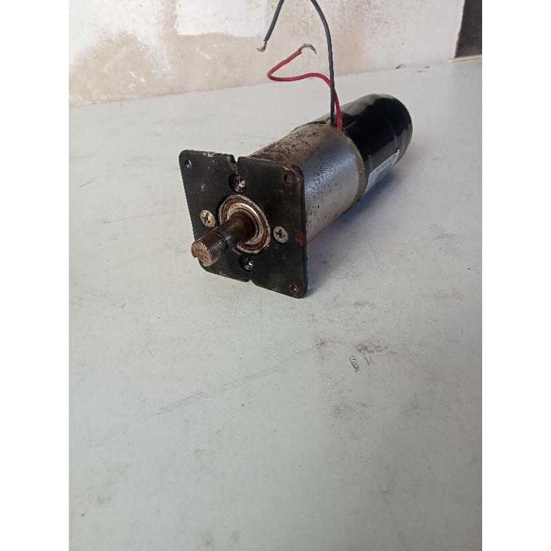 motor gearbox DC 24v 8rpm