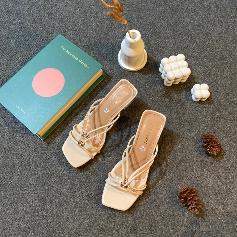 Niigel - Cinderella Heel Sepatu Wanita Hak Kaca Tumit 5 cm sol karet