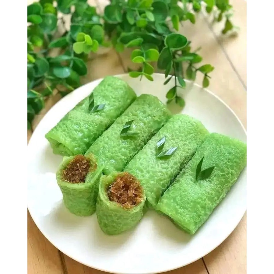 

DADAR GULUNG/KUE BASAH/JAJAN PASAR TRADISIONAL