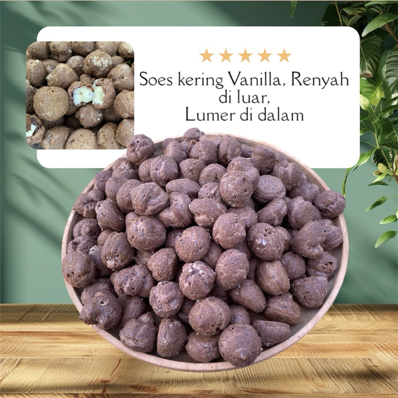 

SOES VANILLA DAN STRAWBERRY Renyah Lumer 500 Gram