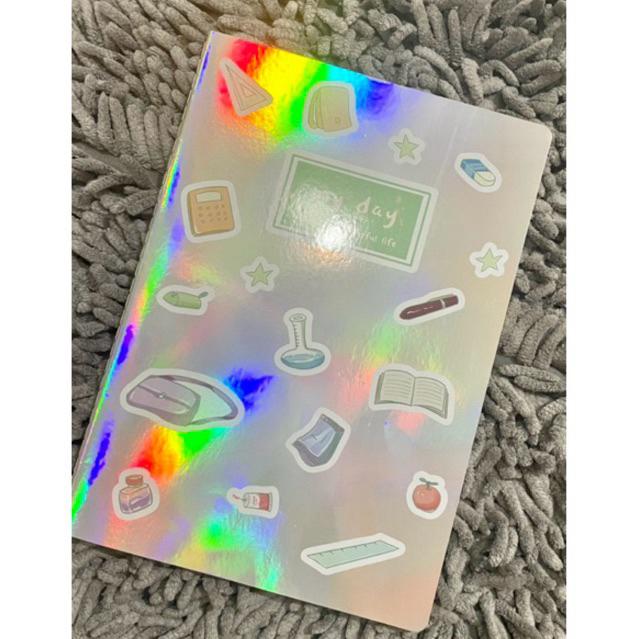 

Buku tulis hologram