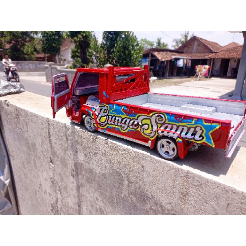 miniatur l300 skala 10 ,bahan full pvc,pintu labin dan bak bukaan,bemper depan dan samping hidrolik,