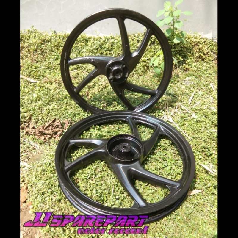 Velg resing honda revo old/lama depan belakang secound ori lepasan motor