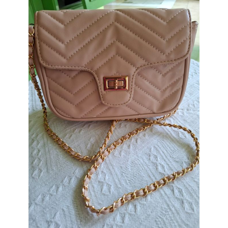 (Preloved) Tas Wanita Tali Rantai Nude