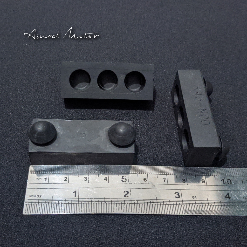 1Set Karet Ganjal Jok Honda Tiger 2000 Lama / Karet Ganjel Jok Tiger Lama / Karet Jok Honda Tiger Ol