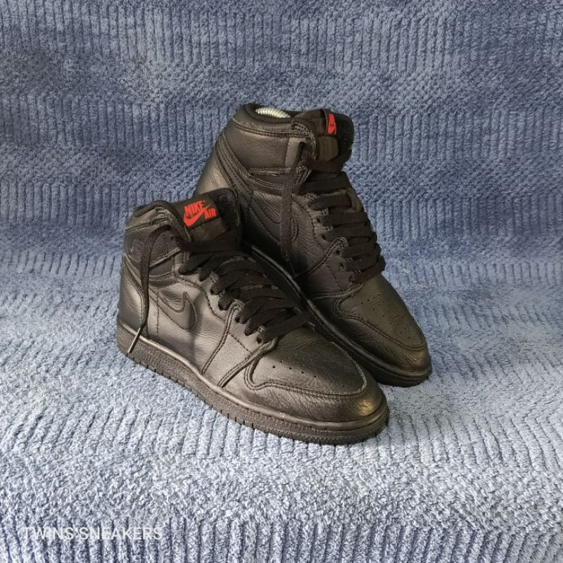 NIKE AIR JORDAN 1 FULL BLACK