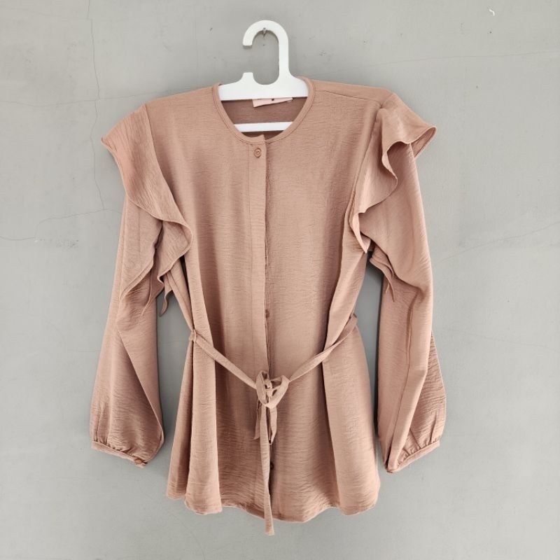 PRELOVED MOZA BLOUSE KAMILA WARDROBE