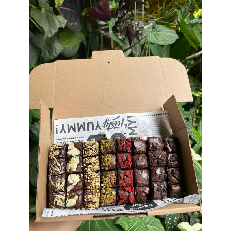 

brownies bites fudgy shiny crust