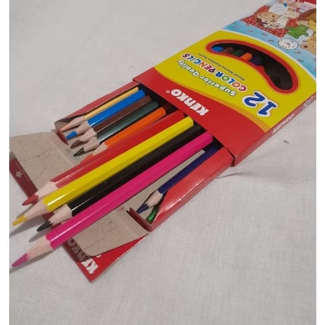 

PENSIL WARNA KENKO PANJANG isi 12 warna. Untuk mewarnai. pensil warna