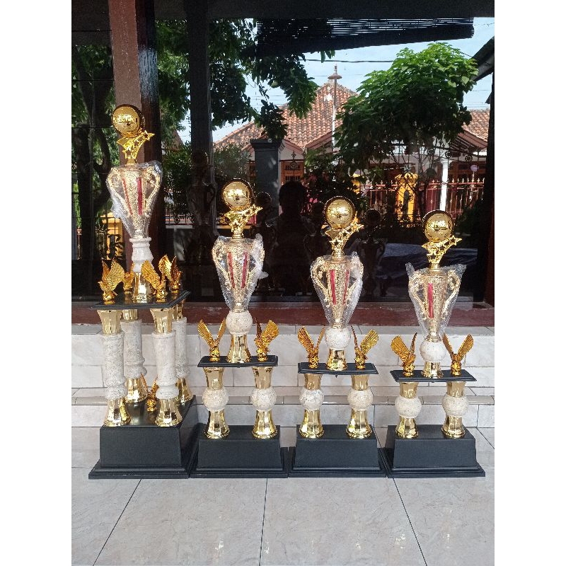 Piala BOLA kaki 4 marmer set (1 set isi 4 piala)