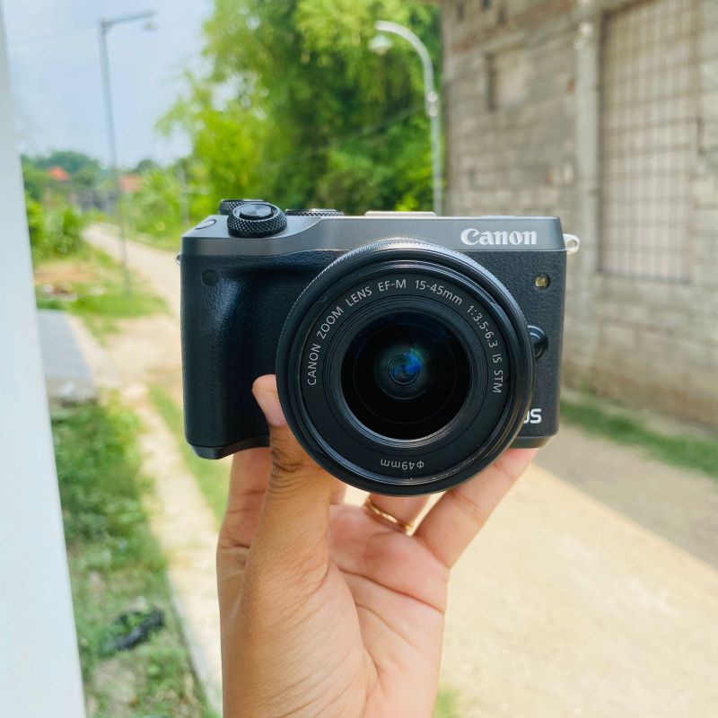 Canon m6 kit Body Only Second Mirroless Siap Pakai Gransi