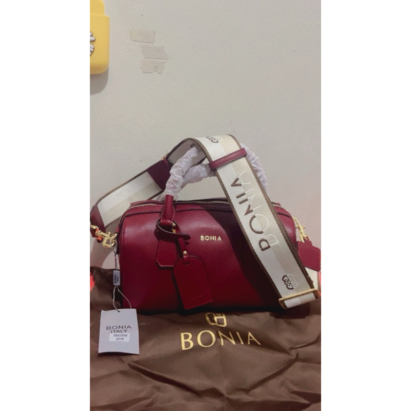 Bonia Speedy Maroon