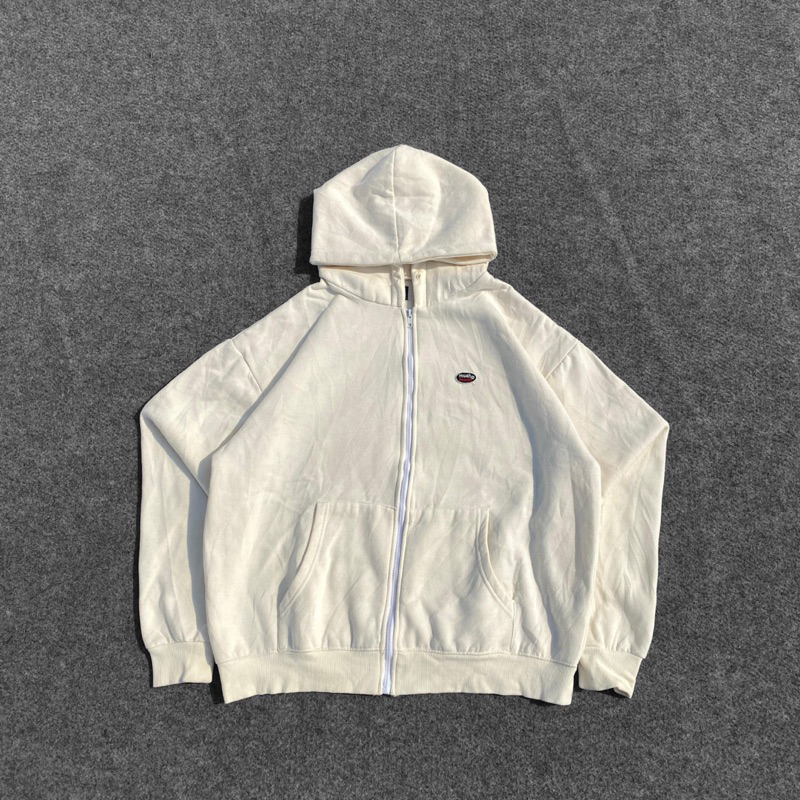 CINTA SECOND HOODIE MUAHMUAH WHITE