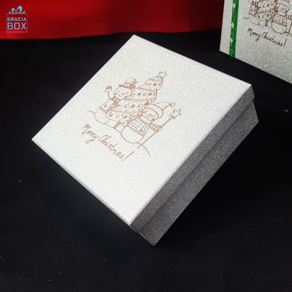 

Box Kue Kering Natal - Box kado Spesial Christmas - Hamper Box Christmas Glitter Silver