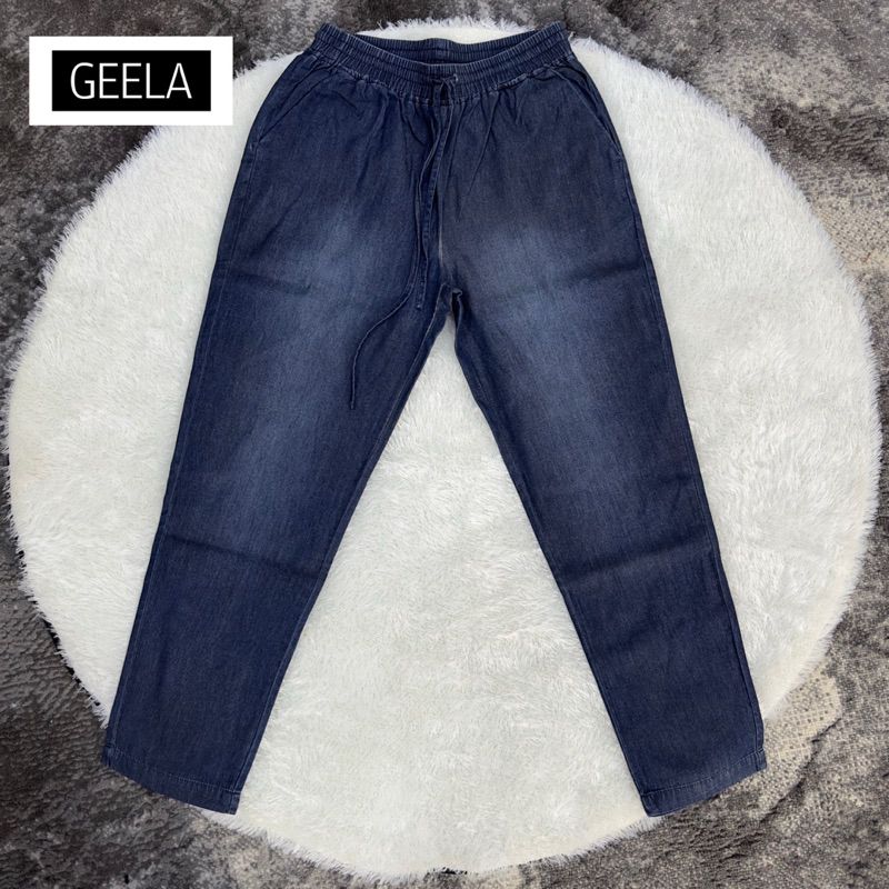 Preloved Celana GEELA