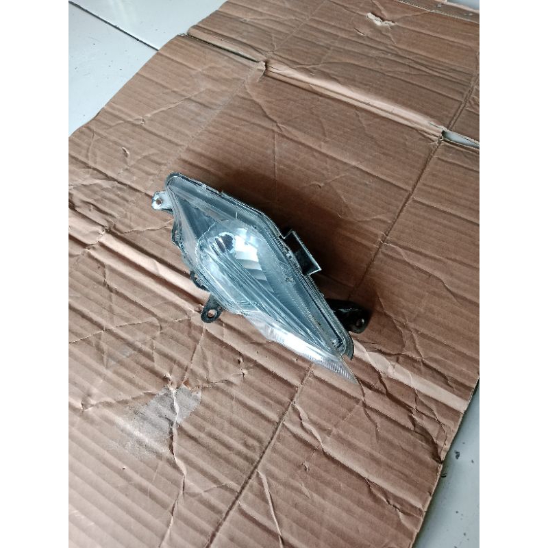 lampu sein depan kanan Beat deluxe bekas original