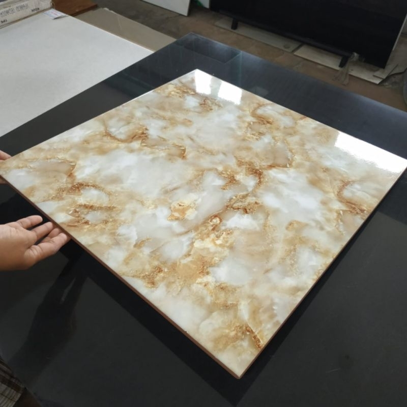 keramik lantai 50x50 keramik marmer/keramik kilap/keramik warna gold/keramik dapur/keramik teras/ker