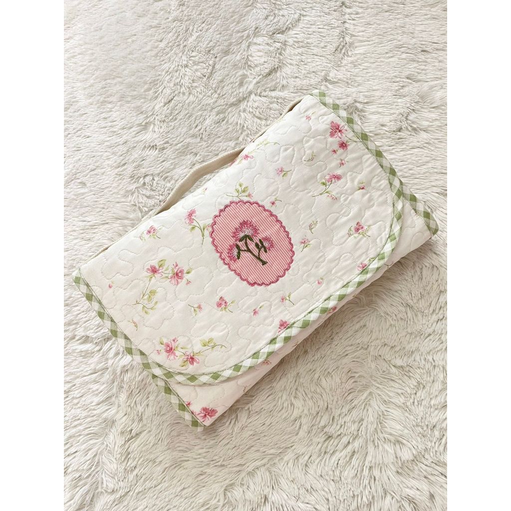 Mukena Katun Travel Motif Dasar Putih Bunga Dusty Mix Hijau