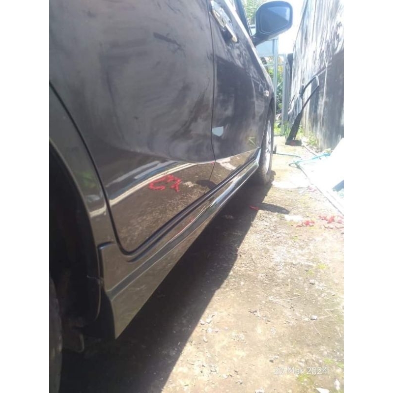 side skirt brio old kiri kanan