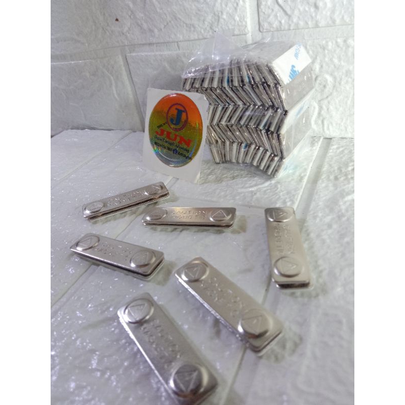 

MAGNET NAMETAG (Bahan Magnet Nama dada)