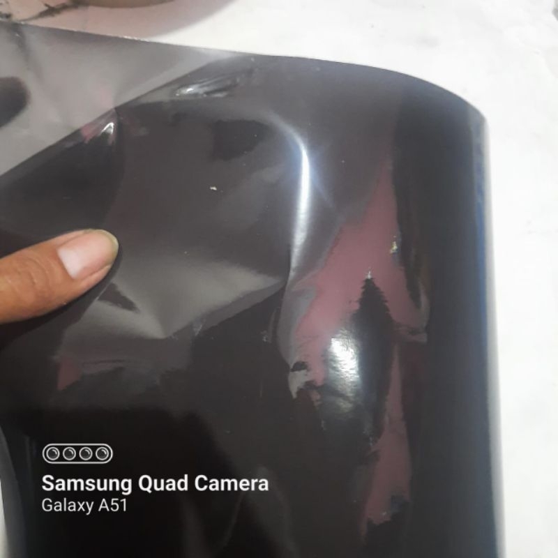 skotlet hitam transparan