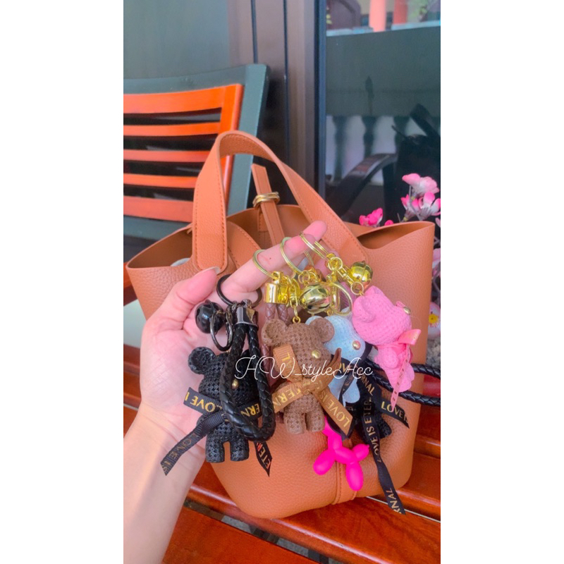 Hw_ Gangungan kunci tas beruang