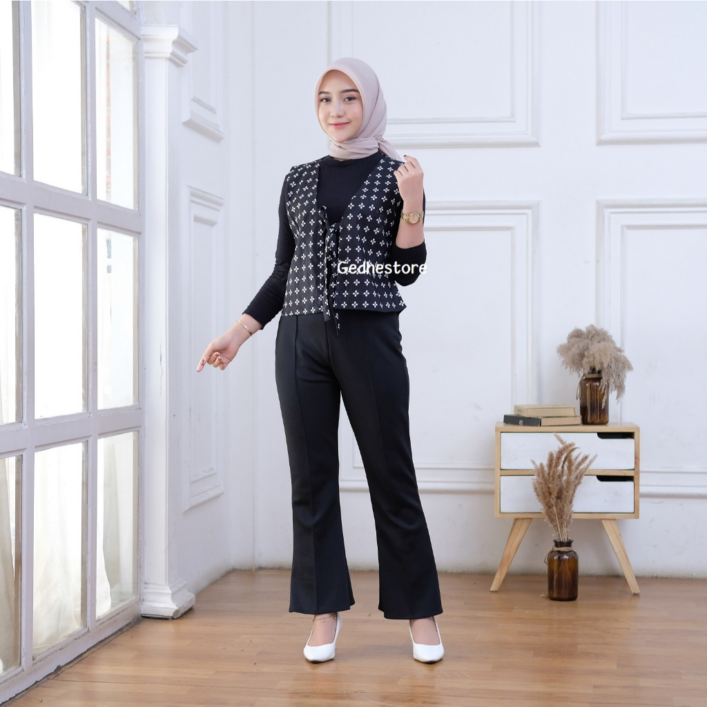 Rompi Batik Wanita Modern