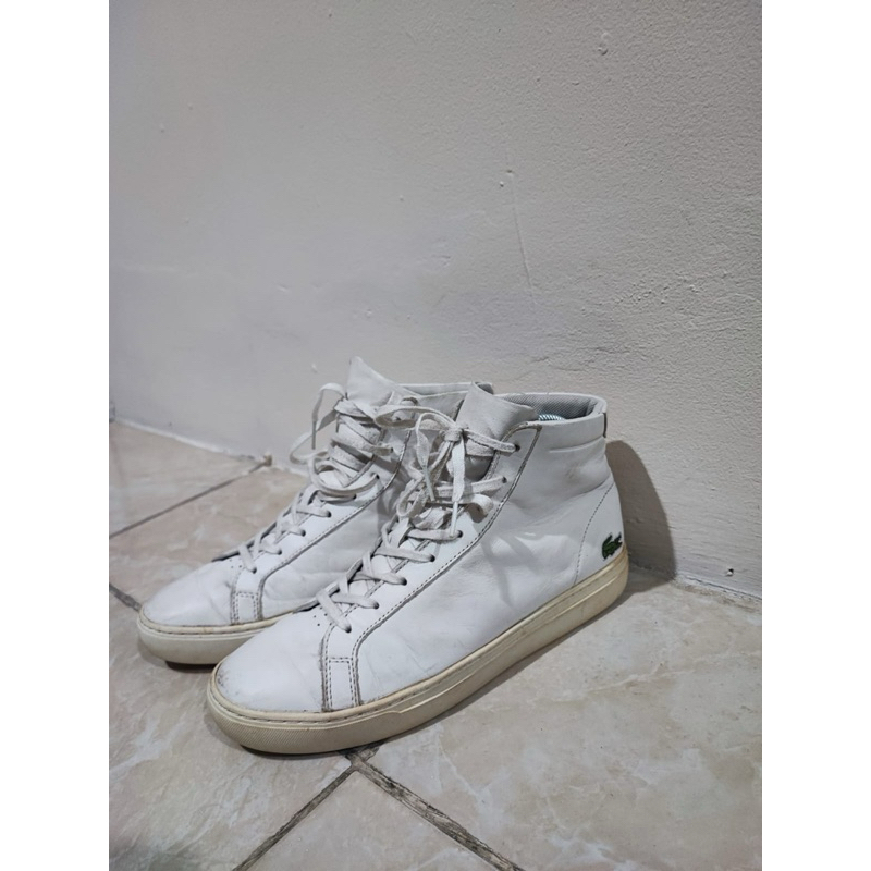 Sepatu Lacoste