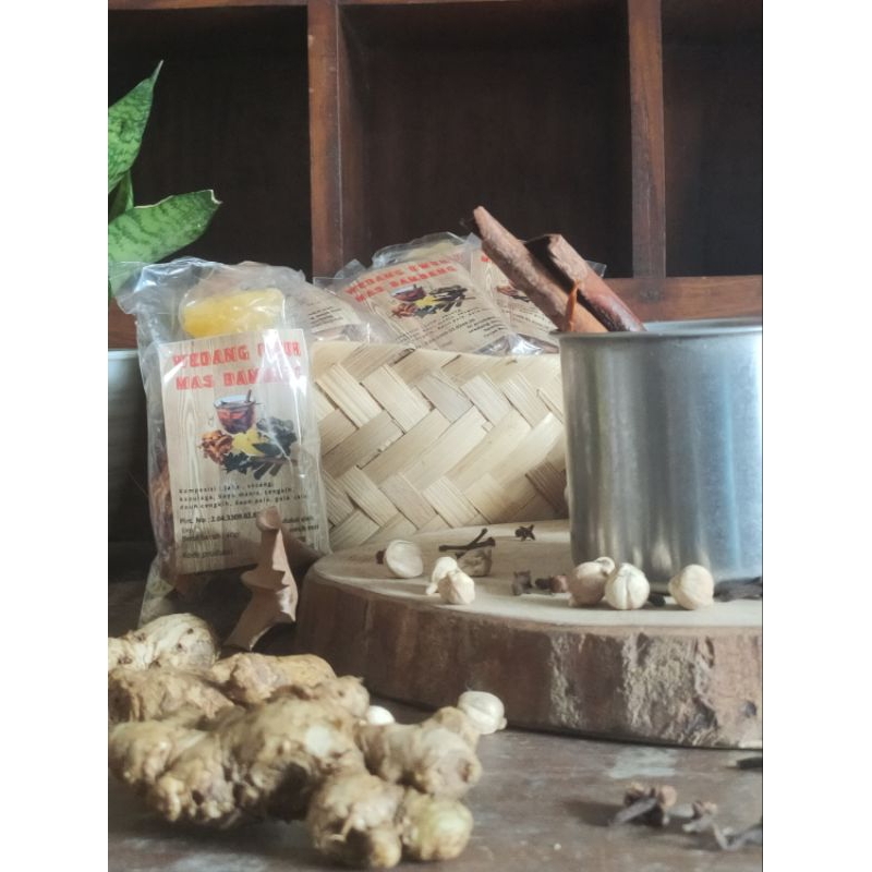 

WEDANG UWUH | WEDANG HERBAL | WEDANG JAHE SEGAR ( Mas Bambang isi 10 pcs)