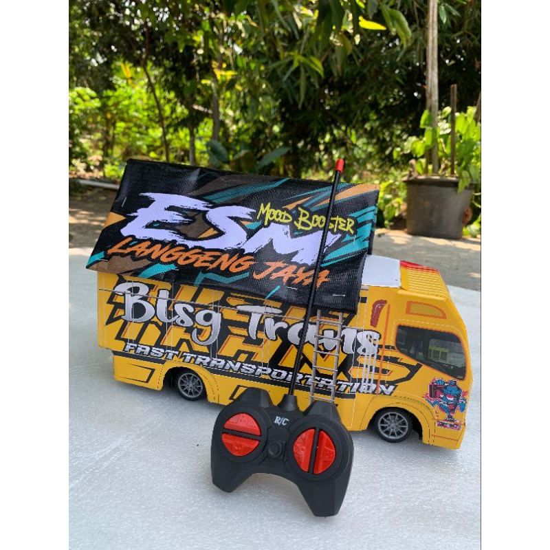 MINIATUR TRUCK OLENG REMOTE CONTROL  ukuran jumbo variasi lampu terpal dan roda