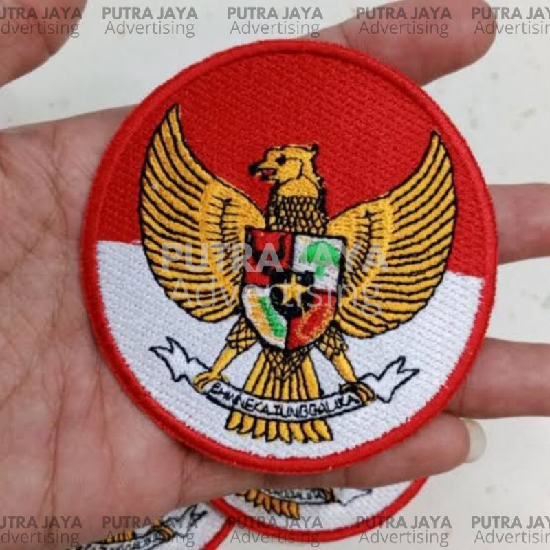 Patch emblem Garuda logo bulat