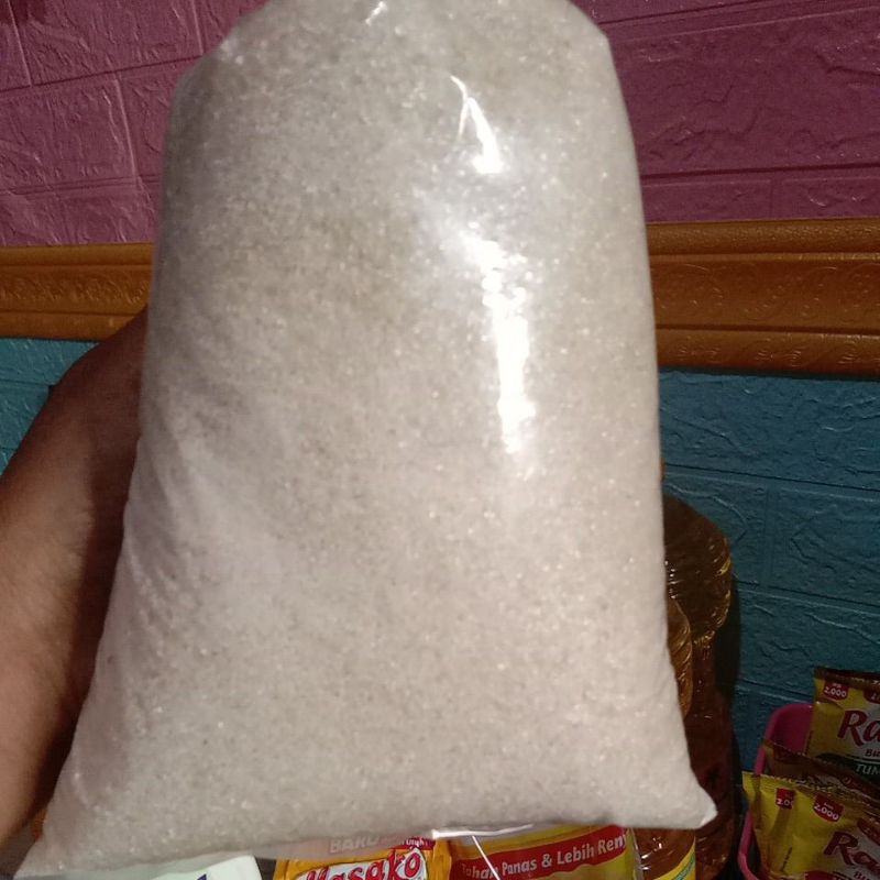 

Gula pasir Timbangan 1kg an