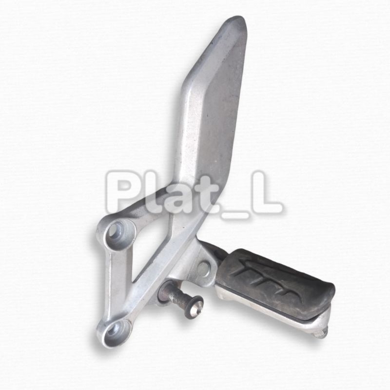 Footstep Postep Pijakan Kaki Depan Bagian Kiri Honda All New CBR 150 R Lokal Asli ORI Original AHM K