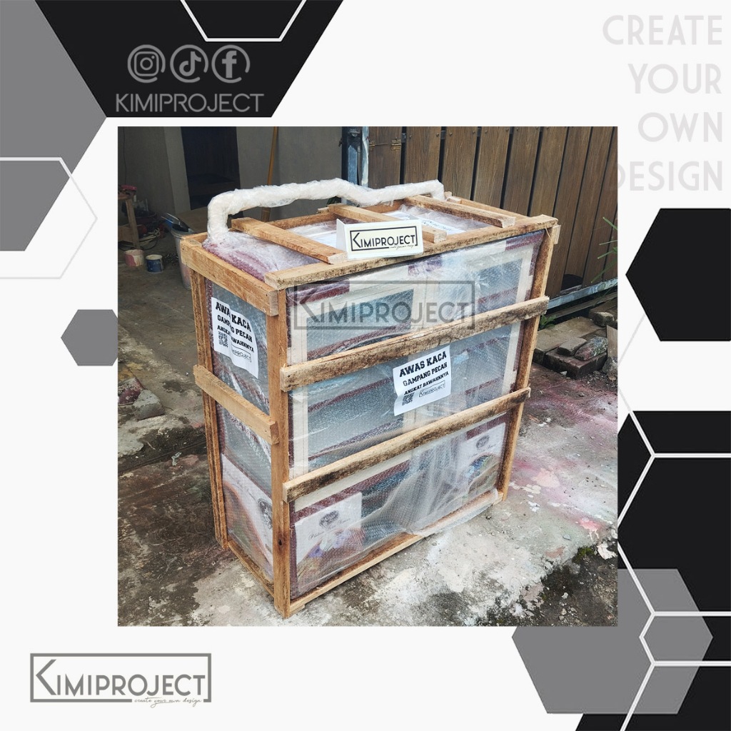 

Packing Kayu dan bubblepack untuk box grobak motor