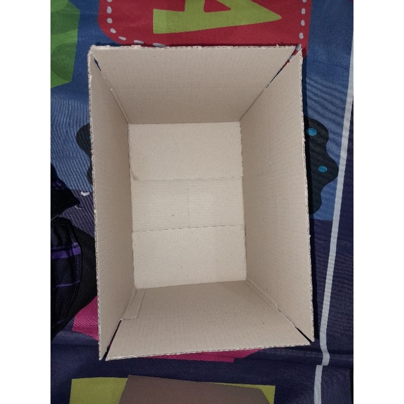 

TAMBAHAN BOX UNTUK UKURAN PRODUK LEBIH BESAR DARI UKURAN 35 × 25 × 20 CM