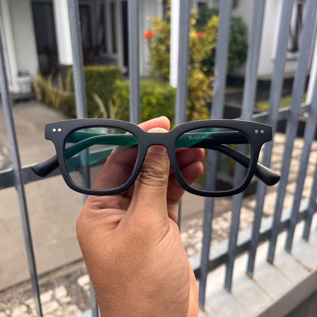Regaldstore - Kacamata Vincent Lensa Photocromic Custom - FW524