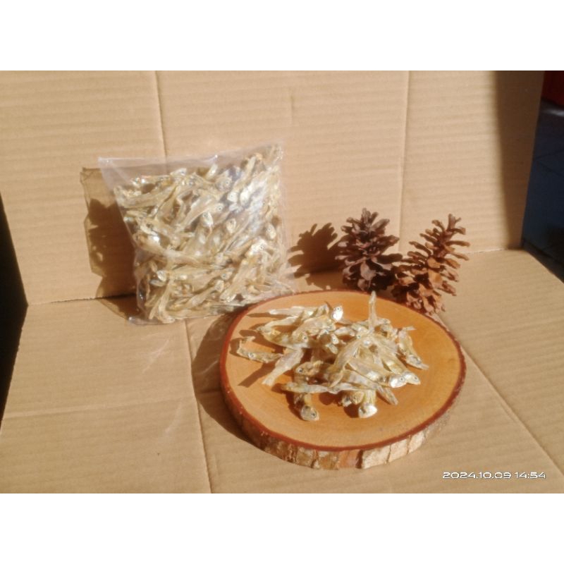 

Ikan Teri Kering /100gram