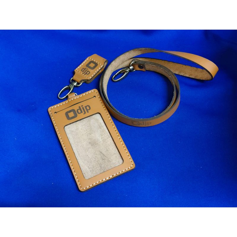 

Id card holder & lanyard bahan kulit